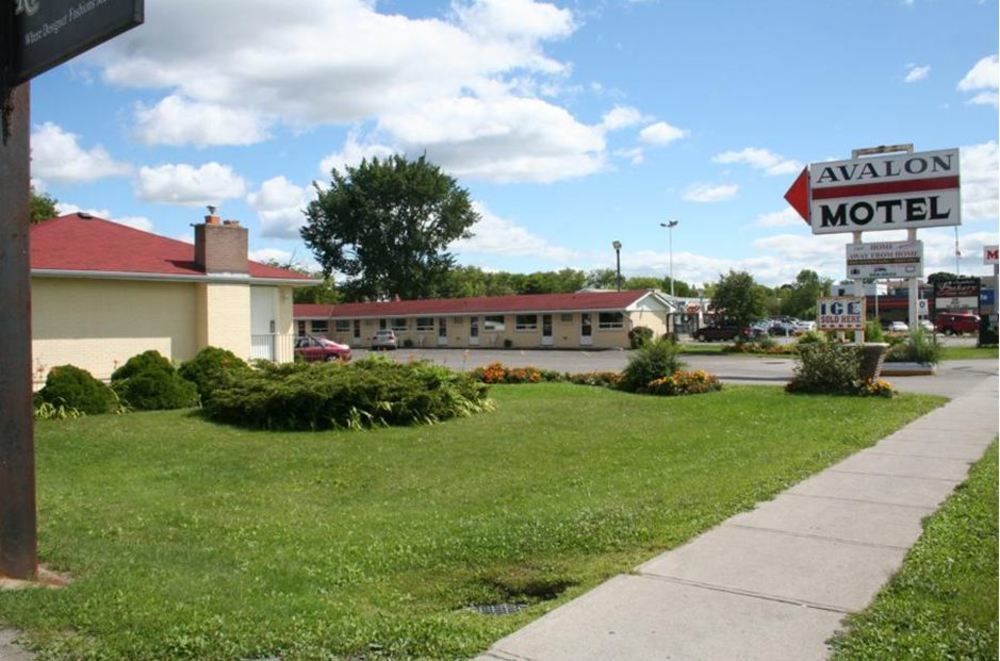 Avalon Motel Belleville Eksteriør billede